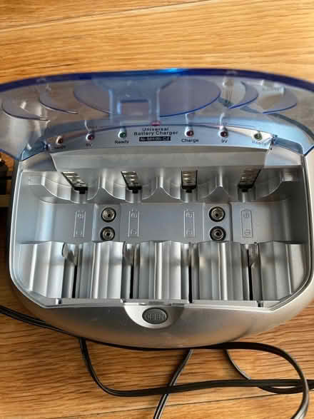 Photo of free Universal battery charger (Bath BA2) #2