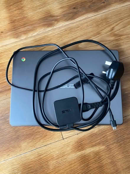 Photo of free ASUS Chromebook (Bath BA2) #4