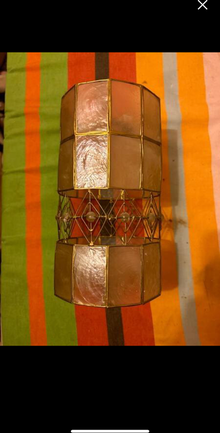 Photo of free Lamp/ light shade HP1 (HP1 Hemel Hempstead) #1