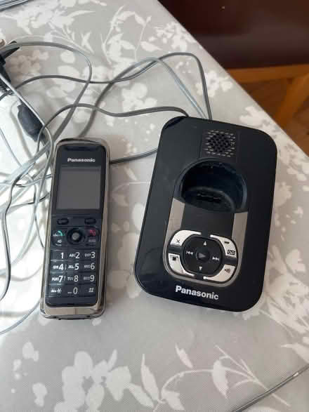 Photo of free Panasonic landline phone with cables (North Tonbridge TN10) #2