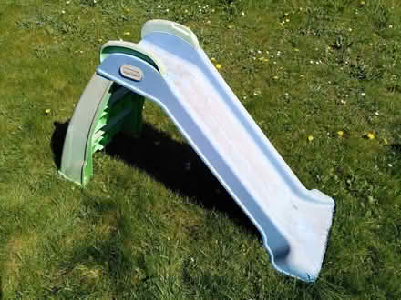 Photo of free Small children's slide (Seaford BN25) #1