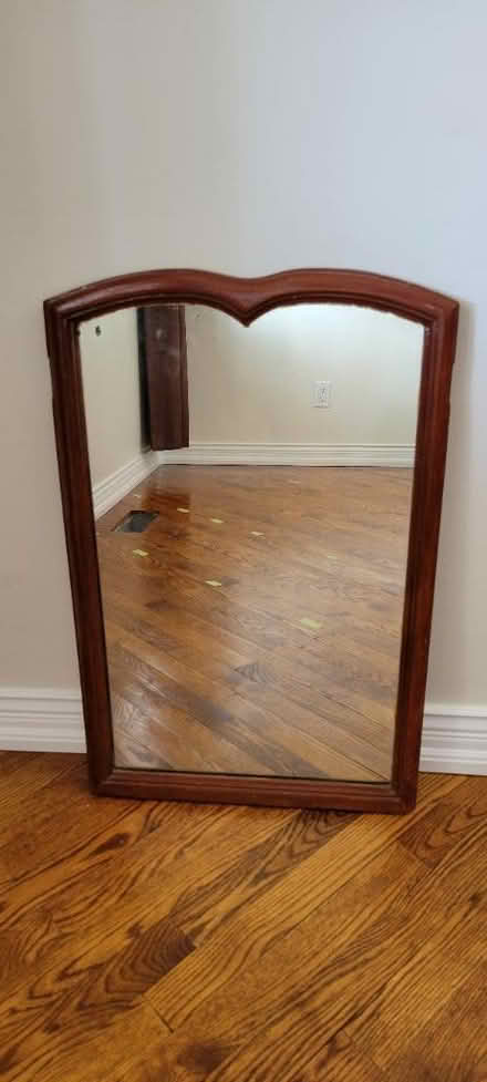 Photo of free Antique mirror (Upper Beaches) #1