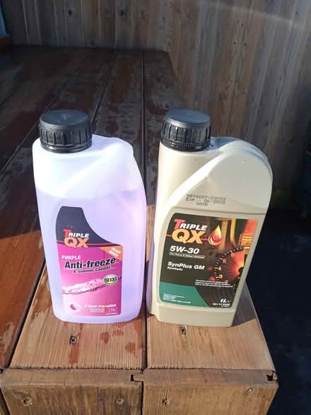 Photo of free Antifreeze/coolant and engine oil (BA2) #1