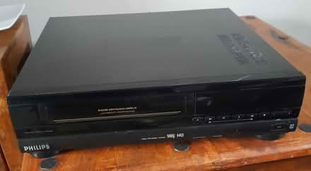 Photo of free VHS Tape Player (BD20) #1