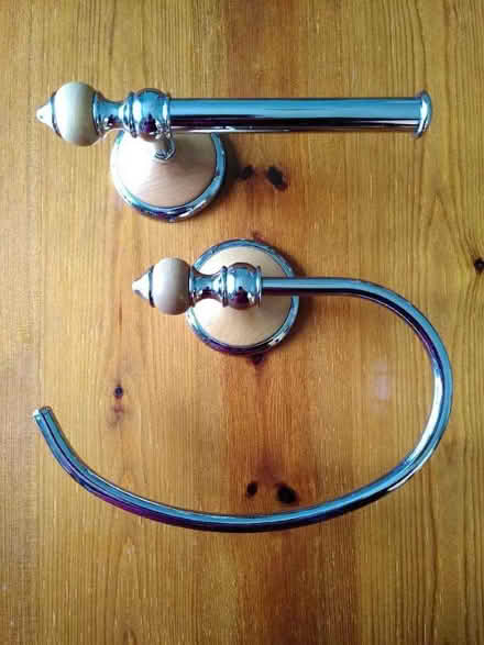 Photo of free Matching chrome & maple wood toilet roll holder & towel ring (Chipping Norton OX7) #1
