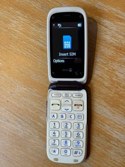 Photo of free Doro PhoneEasy 612 Flip Phone (Elephant & Castle SE1) #1