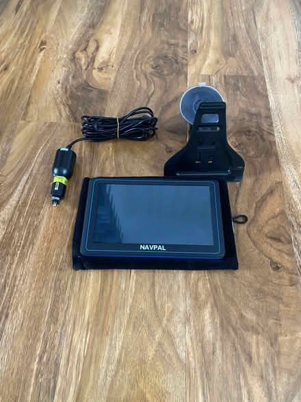 Photo of free Sat nav (S2 Arbourthorne) #2