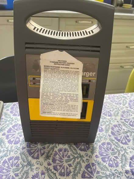 Photo of free Battery charger for cars (Croydon) #1