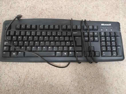 Photo of free PC Keyboard (Chesham HP5) #1
