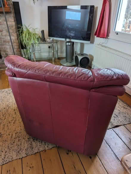 Photo of free Red lounge chair (Crouch Hill N19) #2