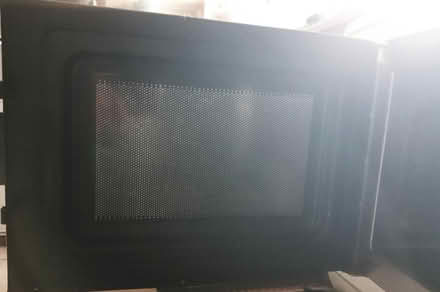 Photo of free DeLonghi Microwave - Not working (TW13) #4