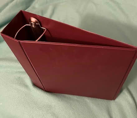 Photo of free 3-inch binder (20910) #1