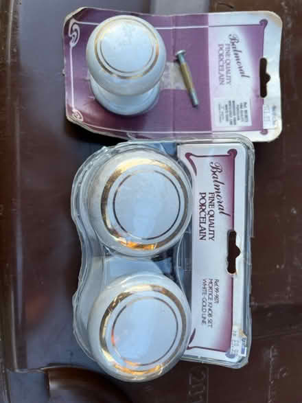 Photo of free Porcelain Handles (North Tonbridge) #1
