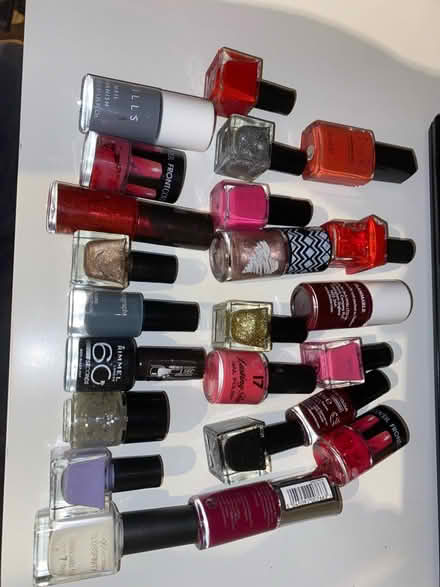 Photo of free Nail varnish (ME8) #1