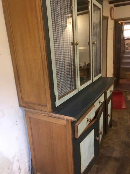 Photo of free dresser used and painted (Mosedale CA11) #1