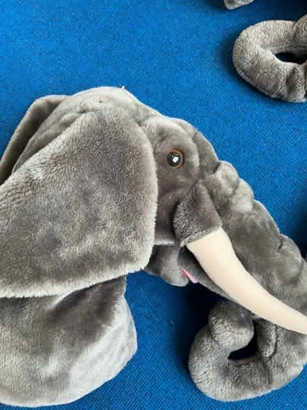 Photo of free Three Huge Elephant Hand Puppets (KT4) #2