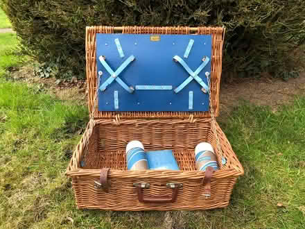 Photo of free Picnic basket (GU46 Yateley) #1