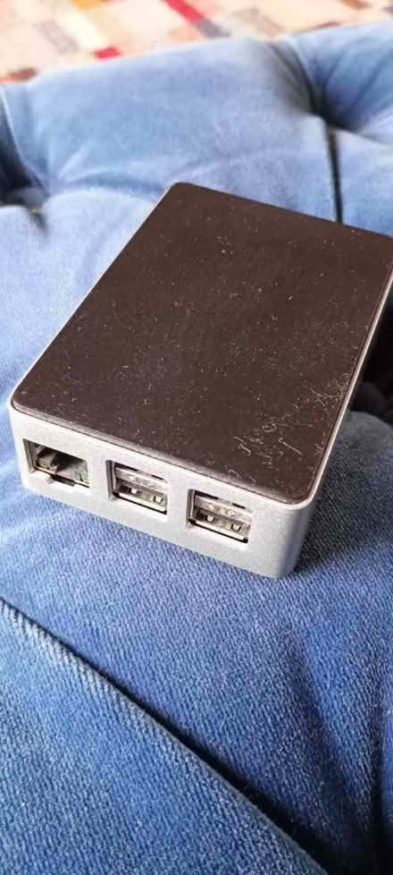 Photo of free Raspberry Pi 2 in case (Shiregreen S5) #1
