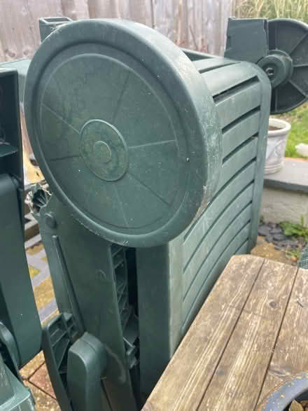 Photo of free 2x Sun Loungers (Liss Uk) #2