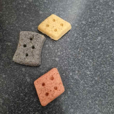 Photo of free 500g Box of dog treats (Northfield B31) #3