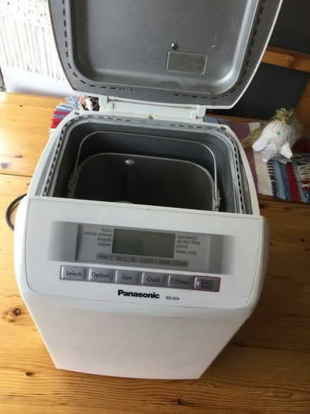 Photo of free Breadmaker (Cashes Green GL6) #2