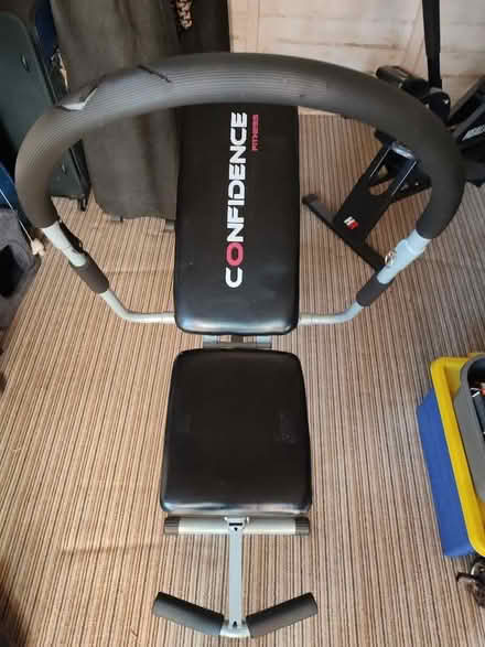 Photo of free Sit up bench (Swarkestone Stop DE73) #1