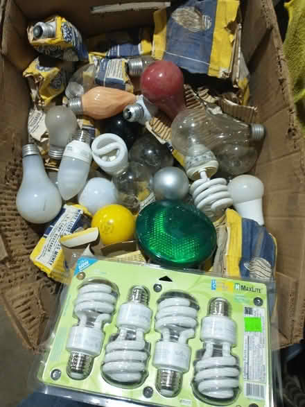 Photo of free Light bulbs assorted (Chelmsford) #1