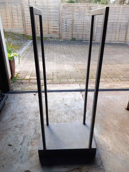 Photo of free Metal frame (Bordon) #2