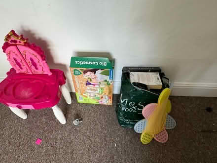 Photo of free Toys to go (W3) #1
