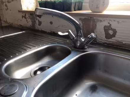 Photo of free Kitchen Sink & Tap (West Oxfordshire OX28) #1