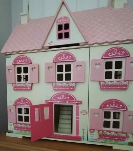 Photo of free Doll's House (Tenterden TN30) #4