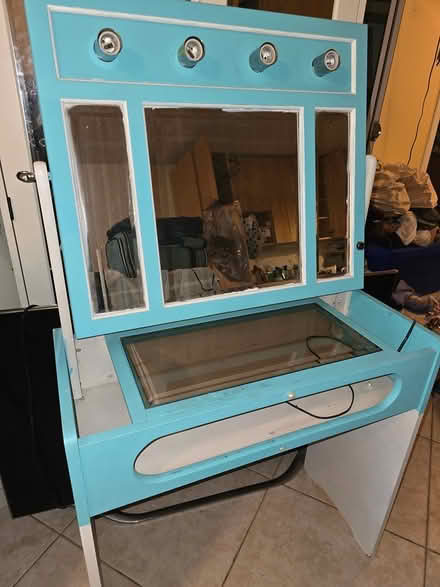 Photo of free Vanity table (S Cypress Rd & E Atlantic Blvd) #2