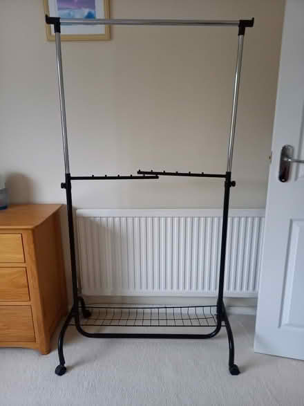 Photo of free clothes rail, black and chrome (Barry CF62) #1