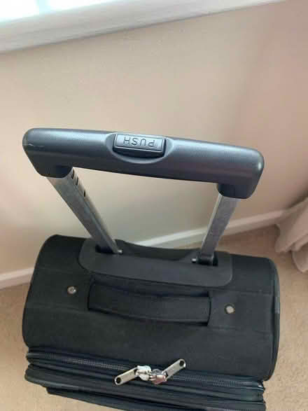 Photo of free Aerolite small suitcase (Odd down) #3