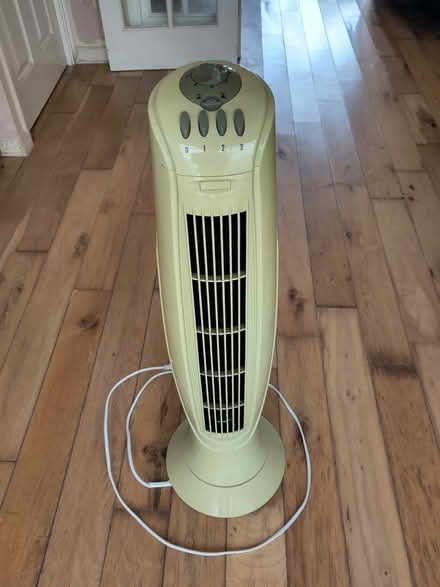 Photo of free Tower Fan (Eastbourne BN23) #1