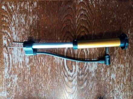 Photo of free Mini bike pump (St. Giles LN2) #1