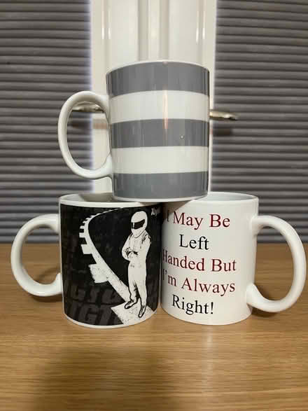 Photo of free Mugs (WN6 Shevington) #1