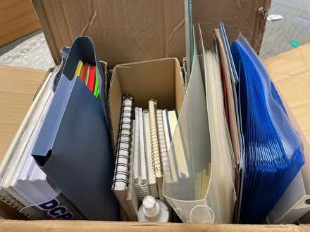 Photo of free stationery supplies for school (SE1) #2