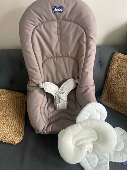 Photo of free Baby seat/rocker (Downley HP13) #1