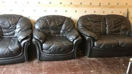 Photo of free Comfy suite (Smallbridge Rochdale OL12) #1