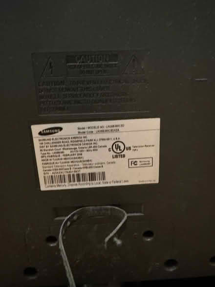 Photo of free Samsung 31” TV (Murray Hill, Manhattan) #3