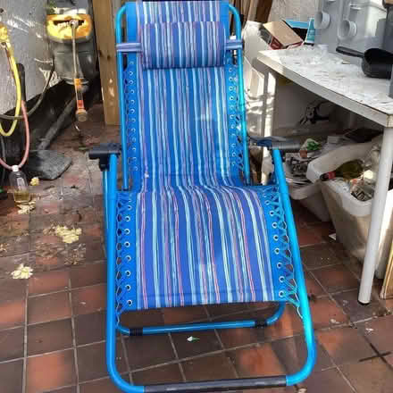 Photo of free Reclining garden chair (Richings Park SL0) #1