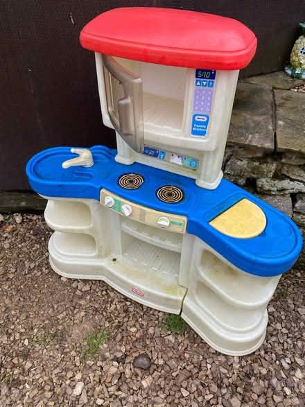 Photo of free Outside play kitchen (Bolton Le sands) #1
