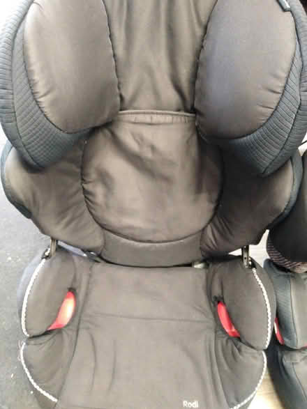 Photo of free 2 MAXI-COSI booster car seats (Newbridge BA1) #3