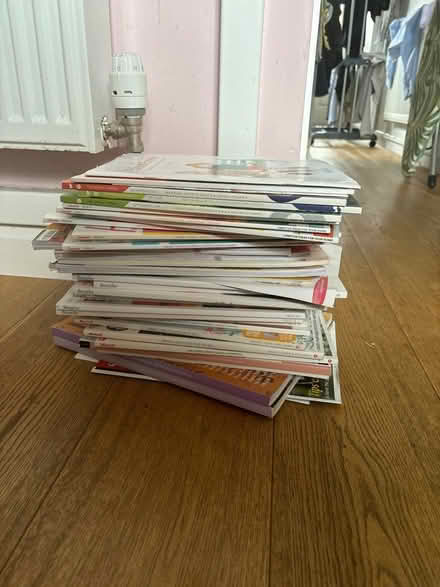 Photo of free Magazines and patterns (Dagnall HP4) #1