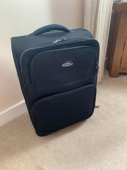Photo of free Aerolite small suitcase (Odd down) #1