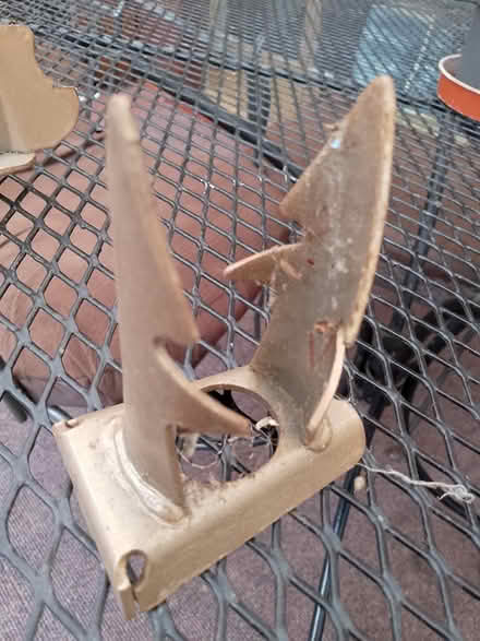 Photo of free Garden Bits (TN23) #2