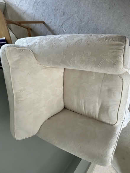 Photo of free arm chair (LE10) #1