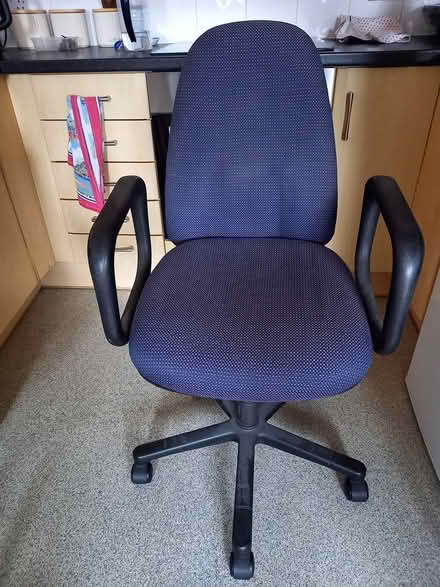 Photo of free Office chair (Woolston Southampton) #1