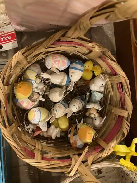 Photo of free Easter or Springtime decorations (Clover Hill) #3